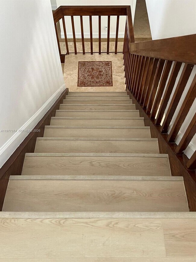 Building Photo - 6083 Vista Linda Ln