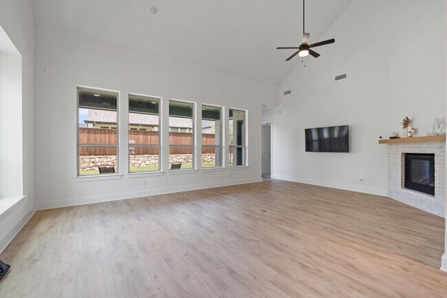 Building Photo - 7424 Lilypad Ln
