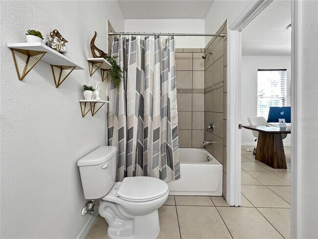 Building Photo - 2665 San Simeon Way