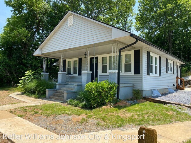 Primary Photo - 3 br, 3 bath House - 1319 Seminole Drive