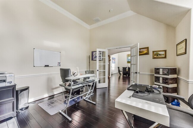 Building Photo - 13918 Majestic Spring Ln