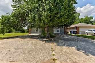 Building Photo - 312 NW 118th St