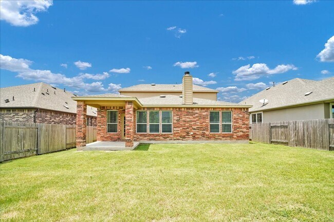 Building Photo - 1705 Uhland Dr