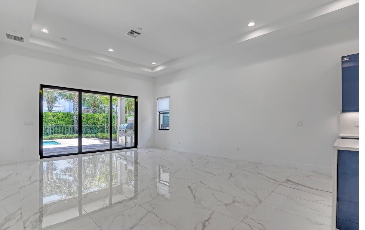 Building Photo - 13501 Artisan Cir