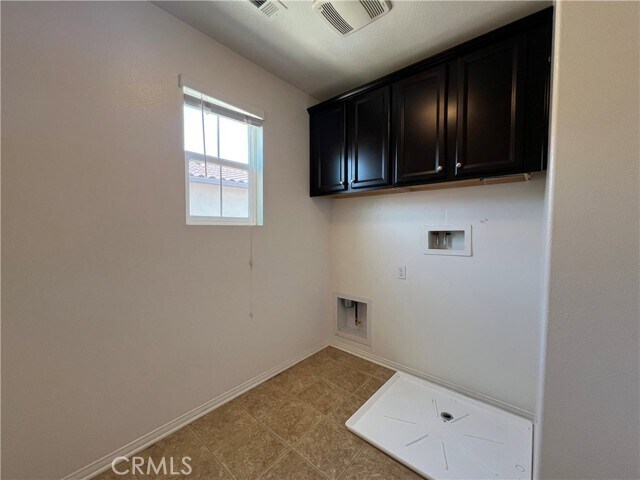 Building Photo - 8754 Armadillo Dr