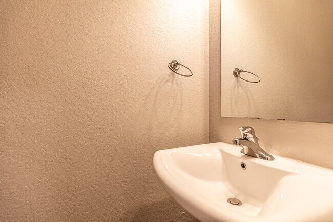 Building Photo - 6265 Eddie Way