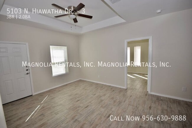 Building Photo - 5103 N Hiawatha Dr