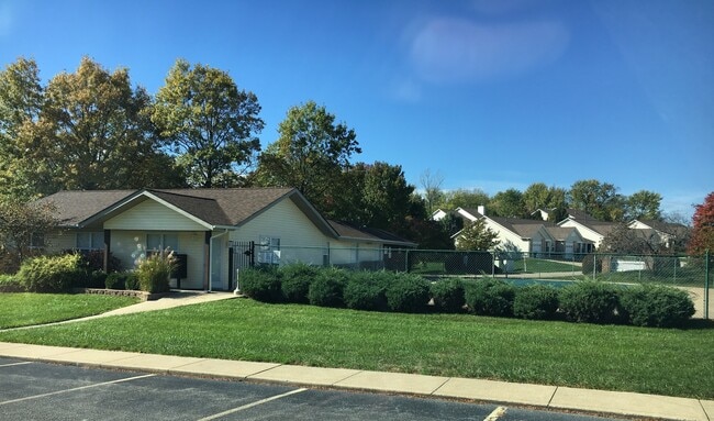 Building Photo - Summergate Parkway Condominiums