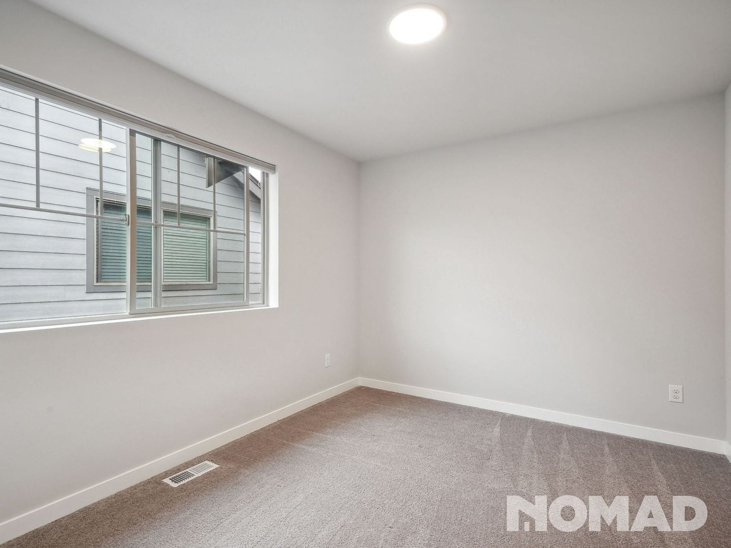 Building Photo - 12920 193rd Ave E