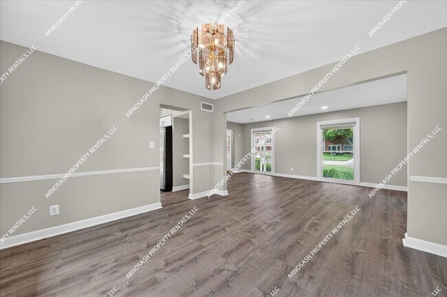 Building Photo - Rare Rental Opportunity in Southfield — Fully Renovated 4-Bedroom Brick Colonial!