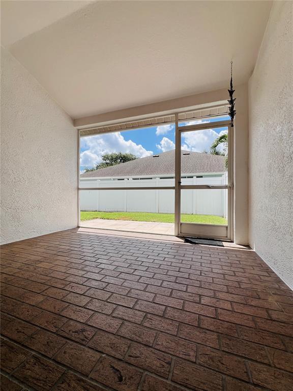 Building Photo - 19412 Weymouth Dr