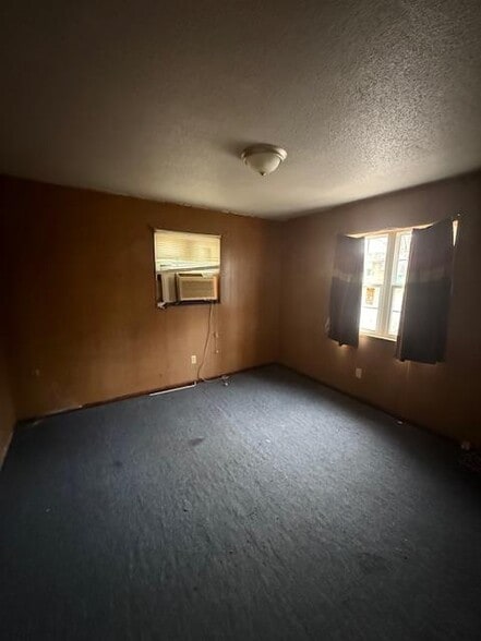 Building Photo - 309 N Hall St