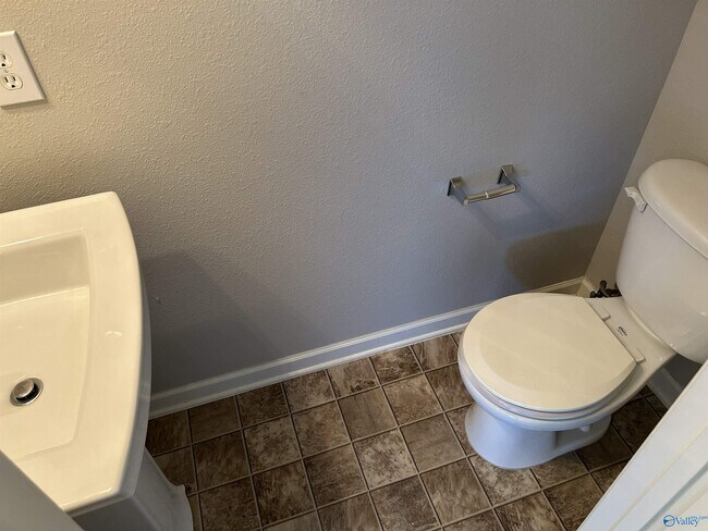 Building Photo - 126 Pitts Griffin Drive