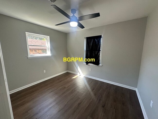 Building Photo - 3 Bed House for rent in NLR