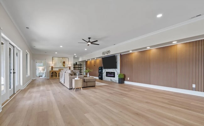 Building Photo - New Listing!!!