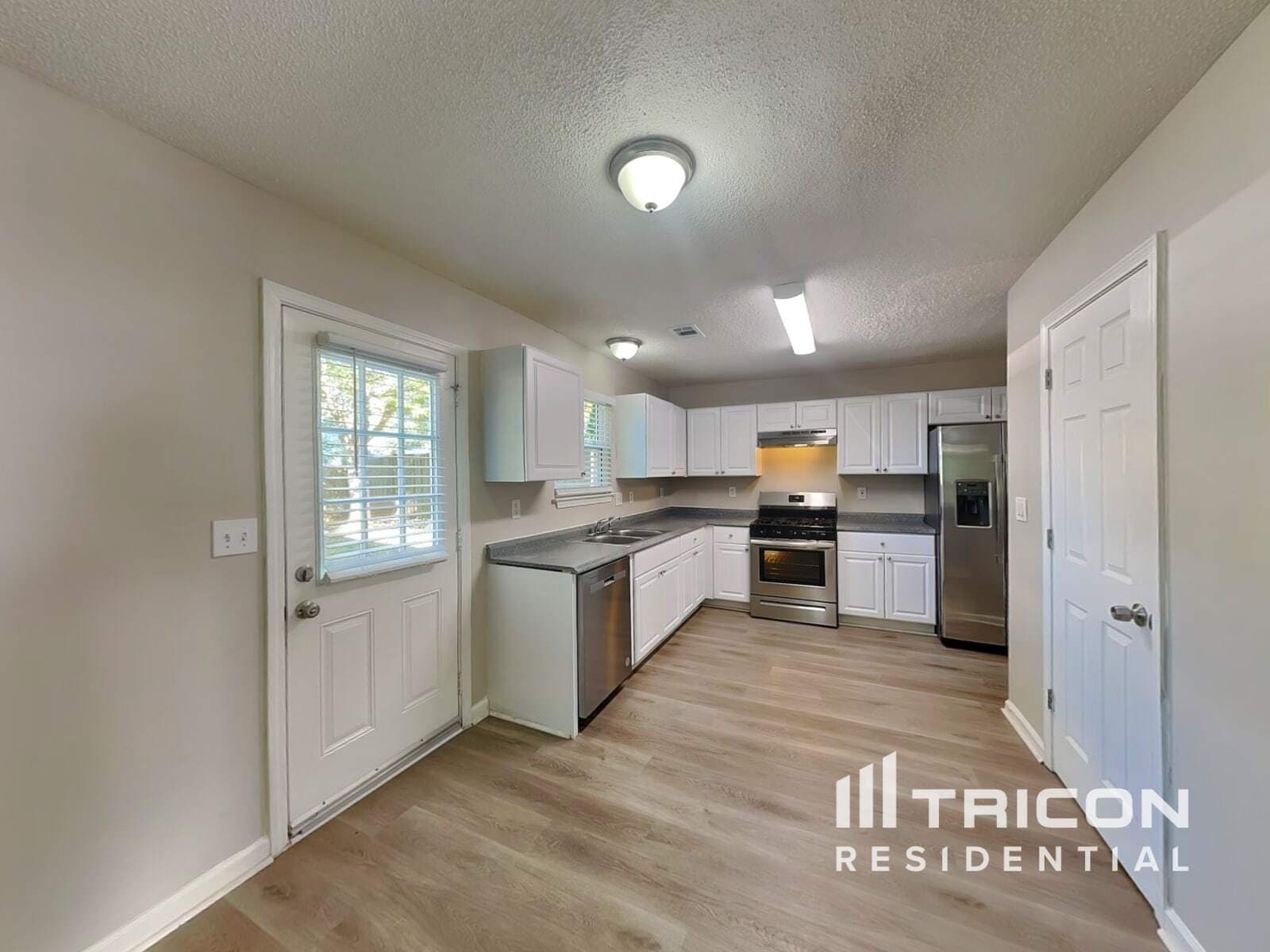 Building Photo - 2121 Serenity Dr NW