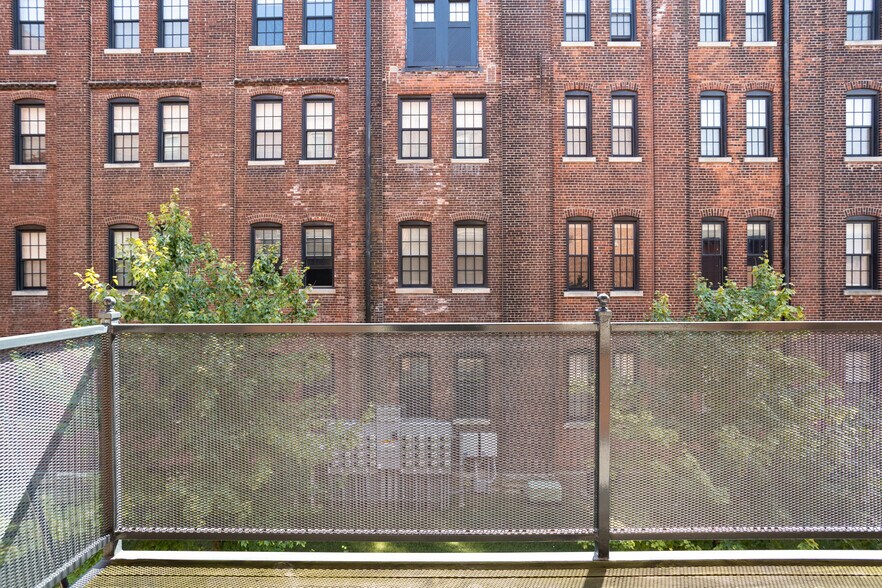 Building Photo - 55 S Harding St