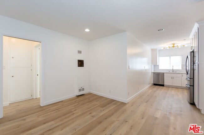 Building Photo - 1268 N Sweetzer Ave