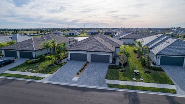 Building Photo - 5512 Sapphire Stone Cv