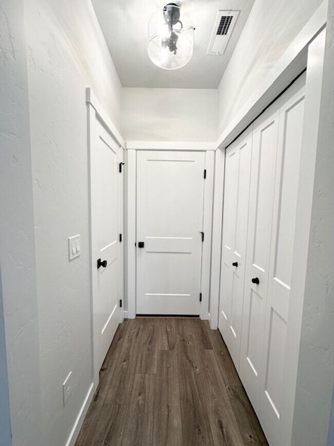 Building Photo - Prioritize comfortable living in this CBH home built in 2024!