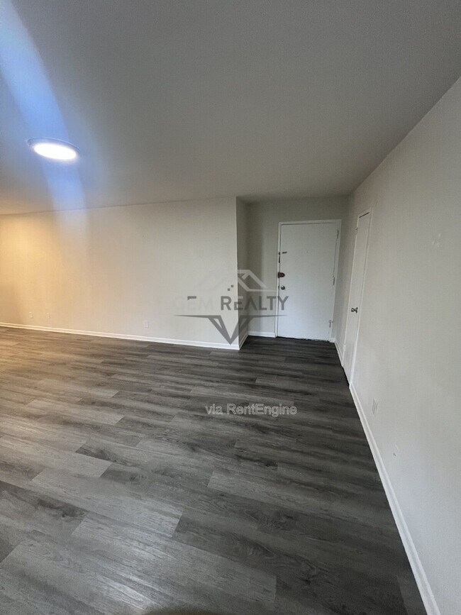 Building Photo - 14404 Gemstone Dr