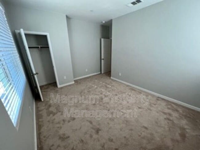 Building Photo - 30960 Falling Star Pl