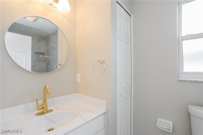 Building Photo - 4459 Glordano Ave