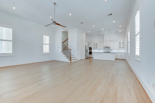 Building Photo - 8736 Oak Kolbe Ln