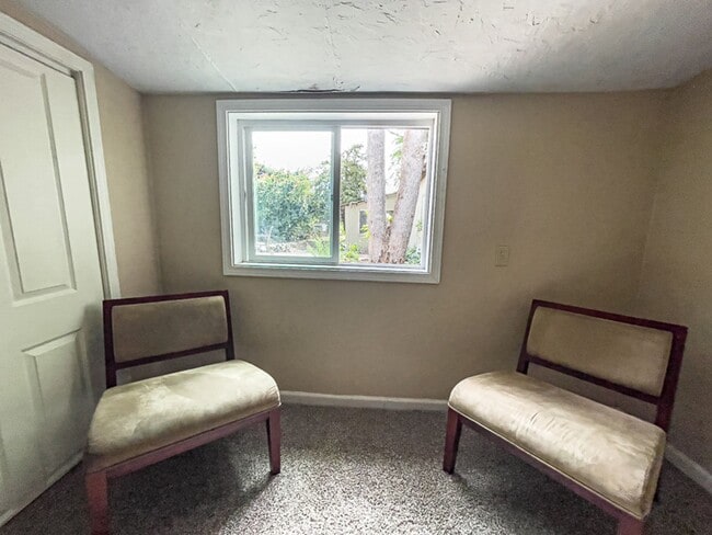 Building Photo - Arnold House