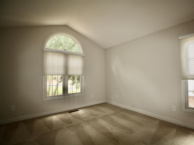 Building Photo - 163 Hunter Trail