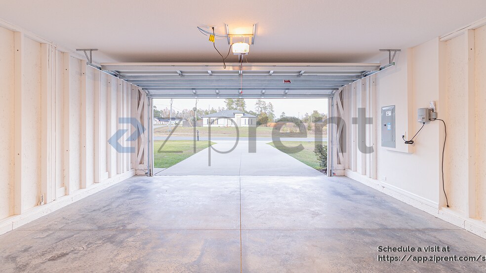 Building Photo - 619 Marion Oaks Blvd