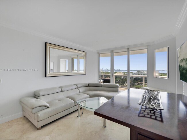Building Photo - 4779 Collins Ave