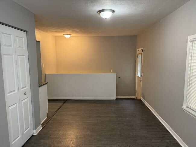 Building Photo - SEE IT NOW: Stylishly Updated Home in Inde...