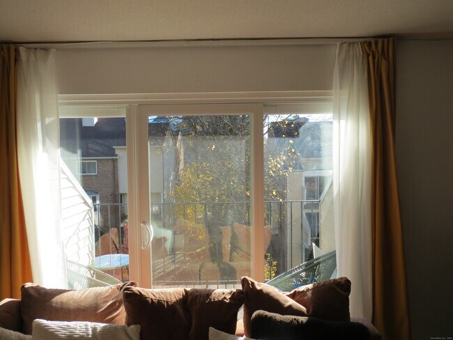 Building Photo - 97 Highland Rd