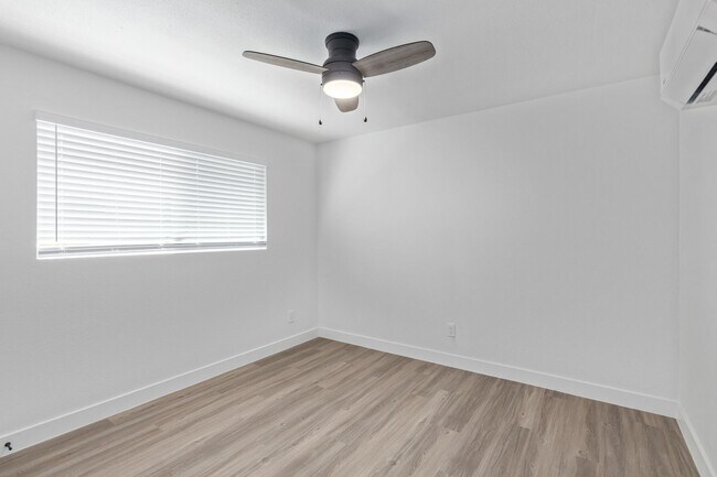Building Photo - Newly Renovated One Bedroom in Tempe!