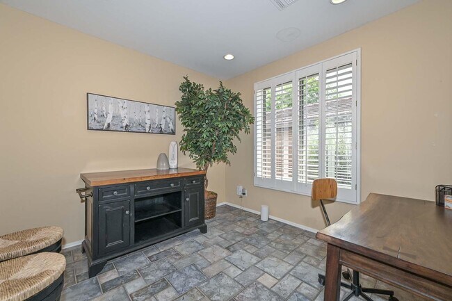 Building Photo - 41418 N Clear Crossing Rd