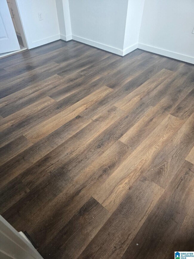 Building Photo - 2015 1st Ave N