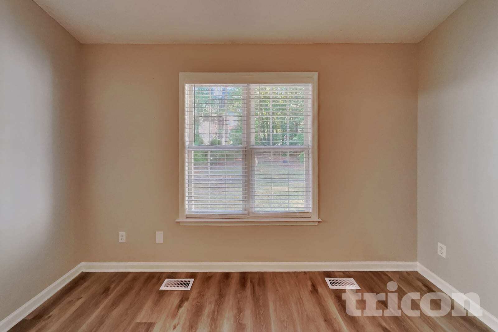 Building Photo - 417 Westonridge Run