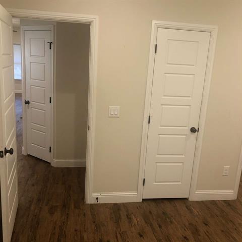 Building Photo - 921 W Day St