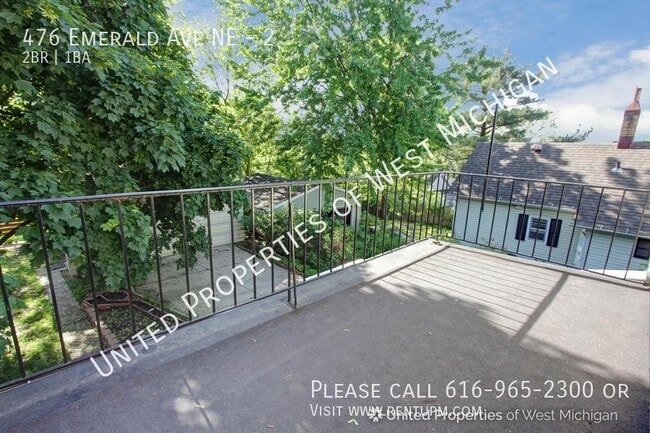 Building Photo - 476 Emerald Ave NE