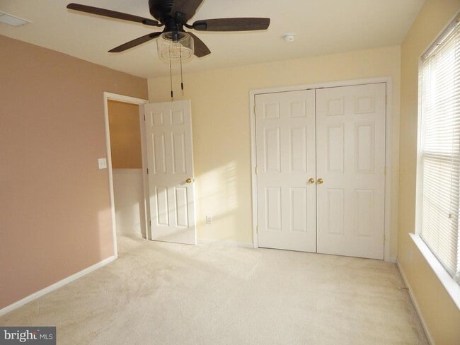 Building Photo - 531 Musket Ct
