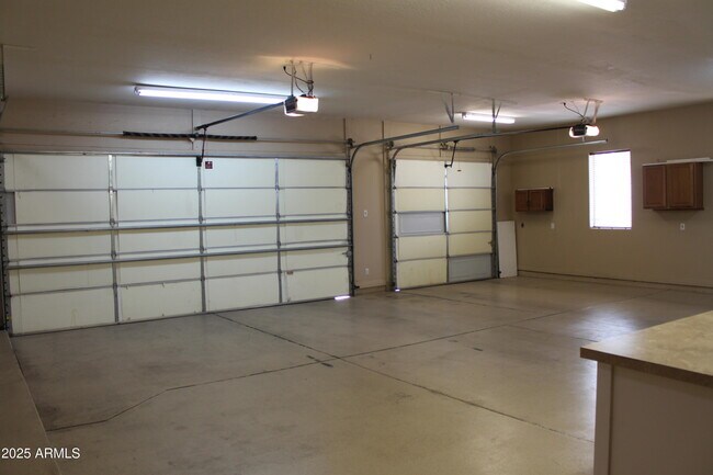 Building Photo - 13930 E Vallejo St