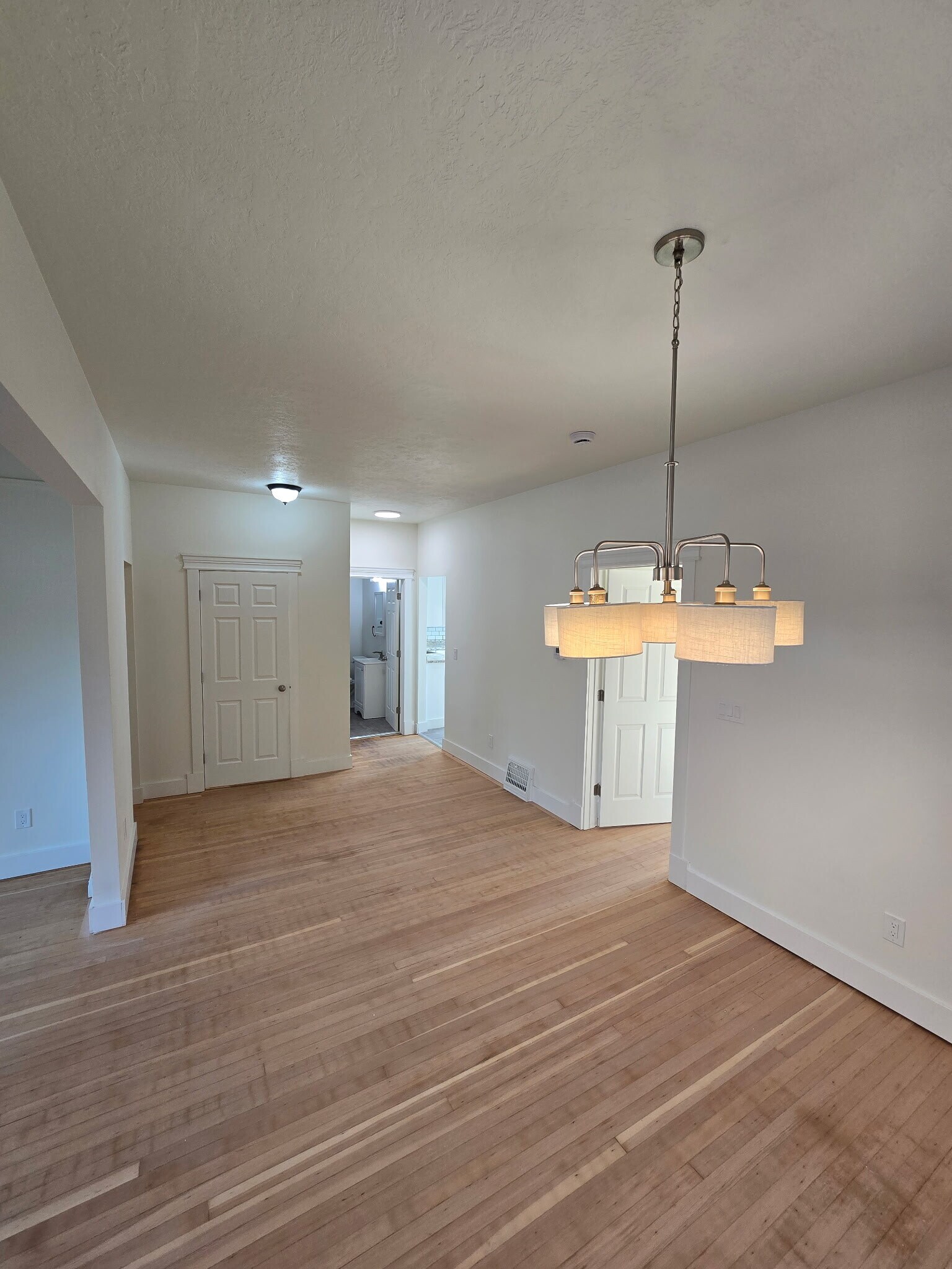 Dinning Room - 1124 2nd Ave N