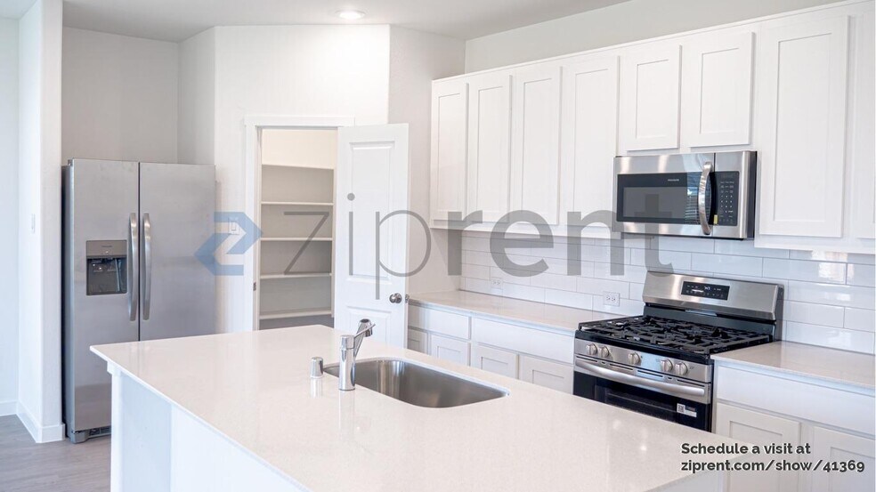 Building Photo - 1333 Rockwell Dr