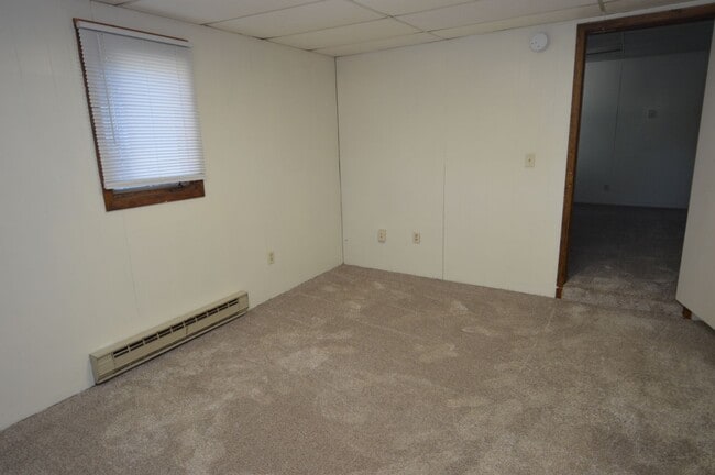 Building Photo - Darin Johnson Triplex