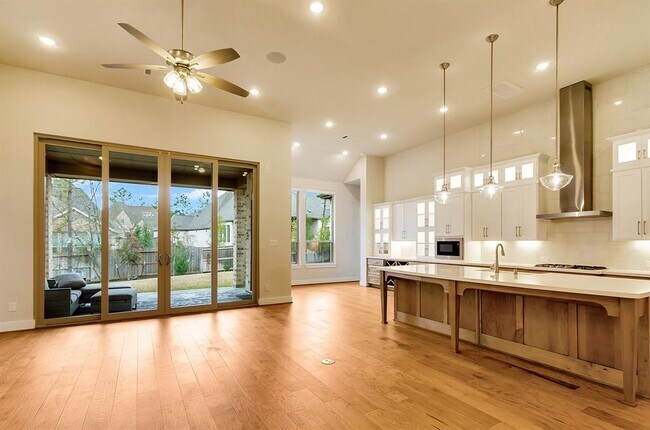 Building Photo - 279 Rivus Overlook Dr
