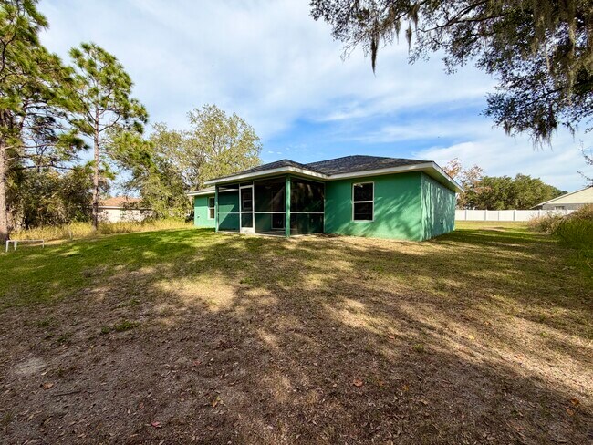 Building Photo - 210 Locust Lane Pass