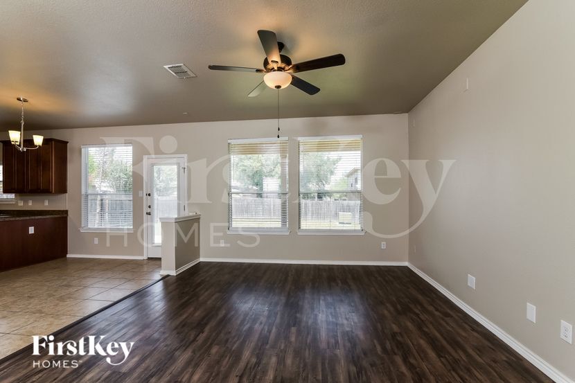 Building Photo - 12111 Dawson Cir