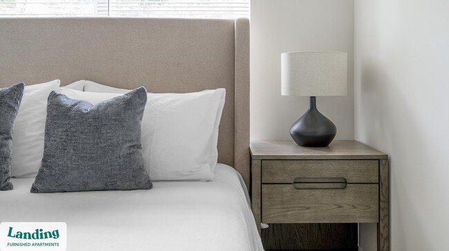 Building Photo - 170 Emery Ave NW