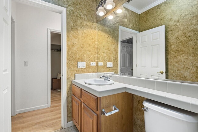 Building Photo - 5956 St Andrews Dr